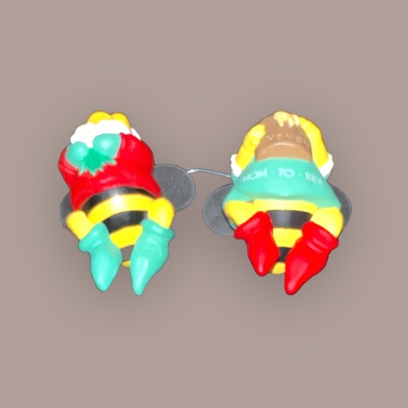 1993 Hallmark Mom & Dad To Bee Christmas Ornaments - Picture 7 of 12